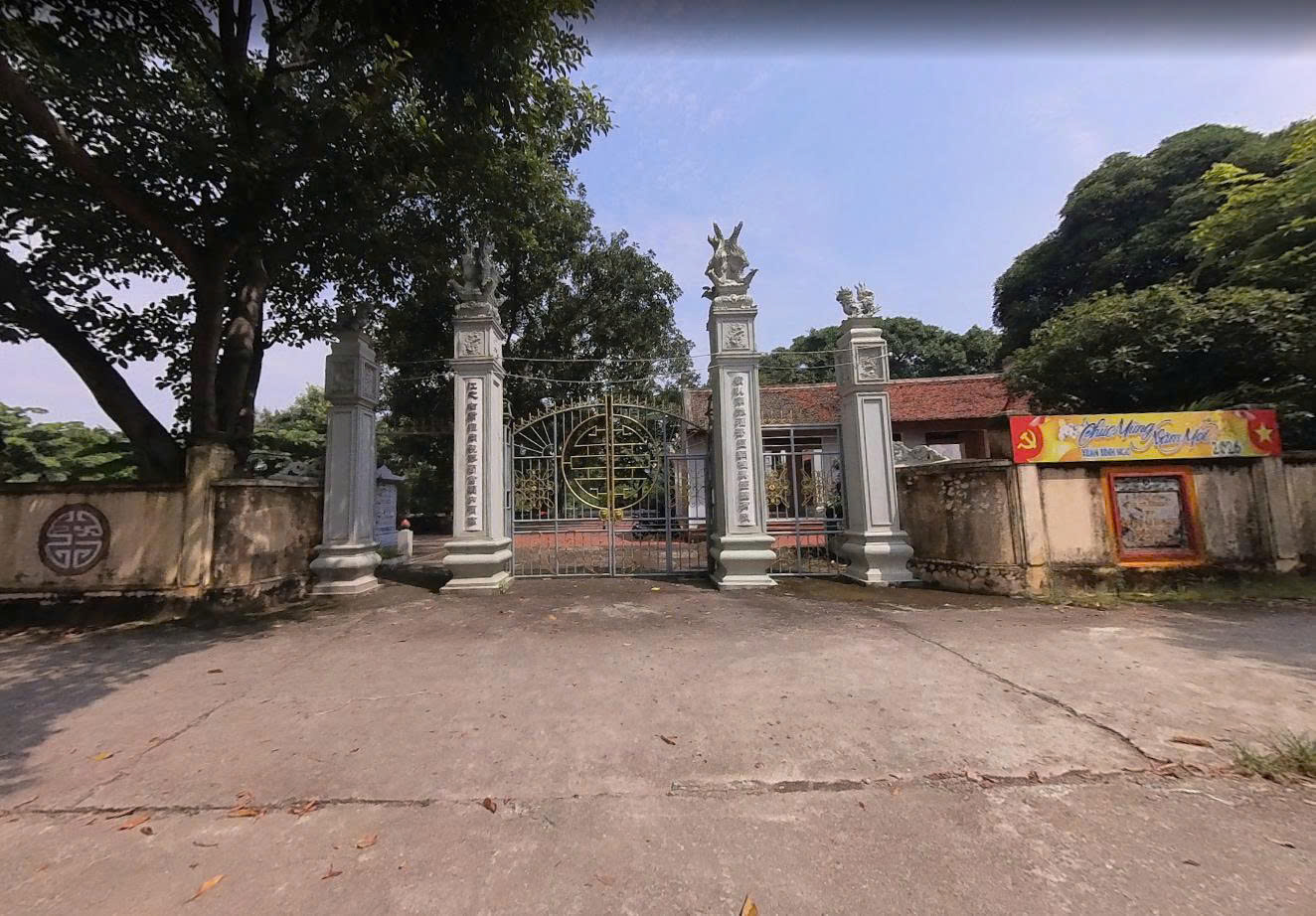 Đình Hữu Thanh Oai