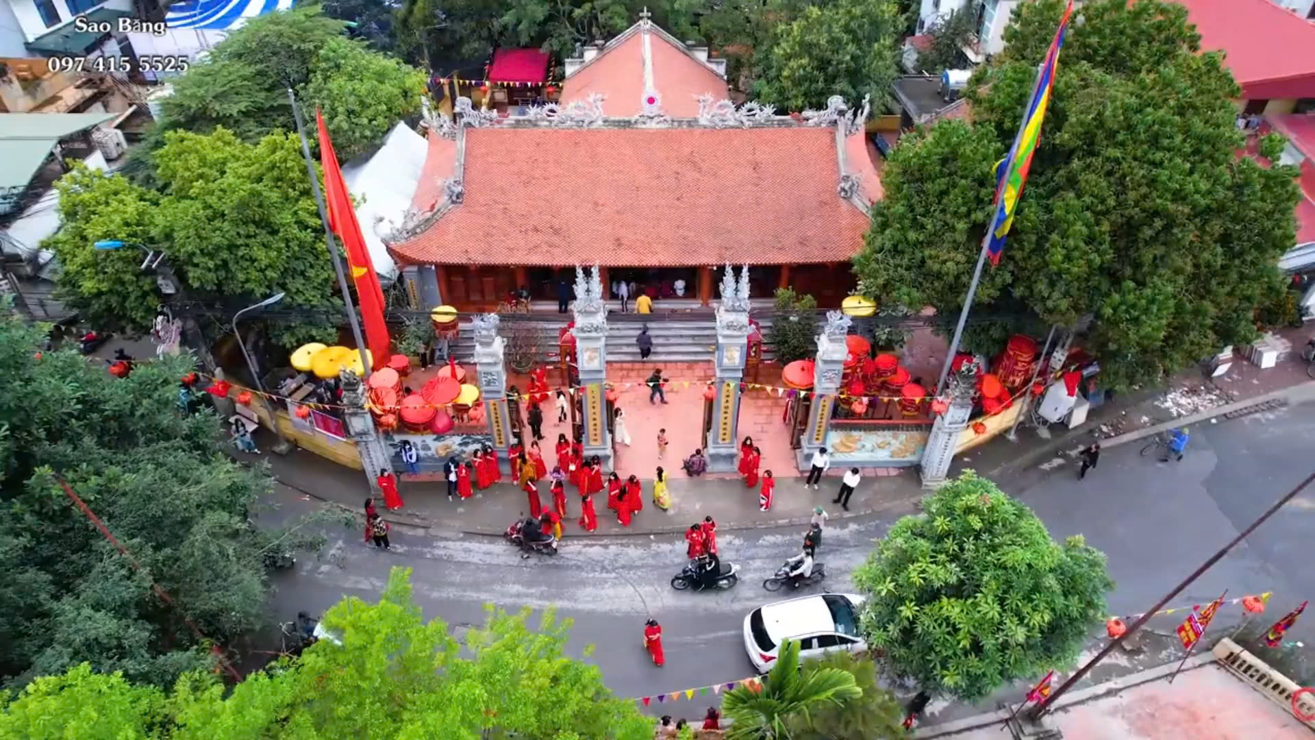 Đình trên thôn Hữu Từ