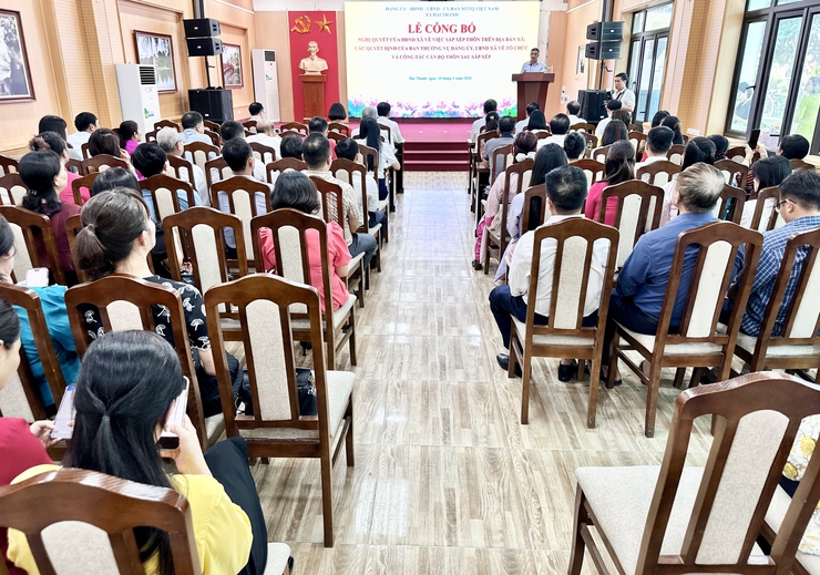 Xã Đại Thanh công bố Nghị quyết sắp xếp thôn, thành lập chi bộ thôn và kiện toàn nhân sự cơ sở