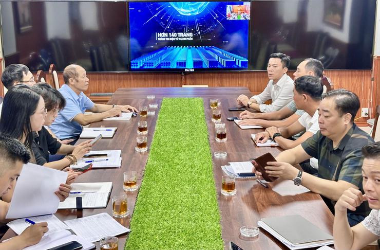 XÃ ĐẠI THANH THAM DỰ LỄ RA MẮT CỔNG THÔNG TIN ĐIỆN TỬ THÀNH PHỐ VÀ CÁC TRANG THÔNG TIN ĐIỆN TỬ THÀNH PHẦN- Ảnh 3.