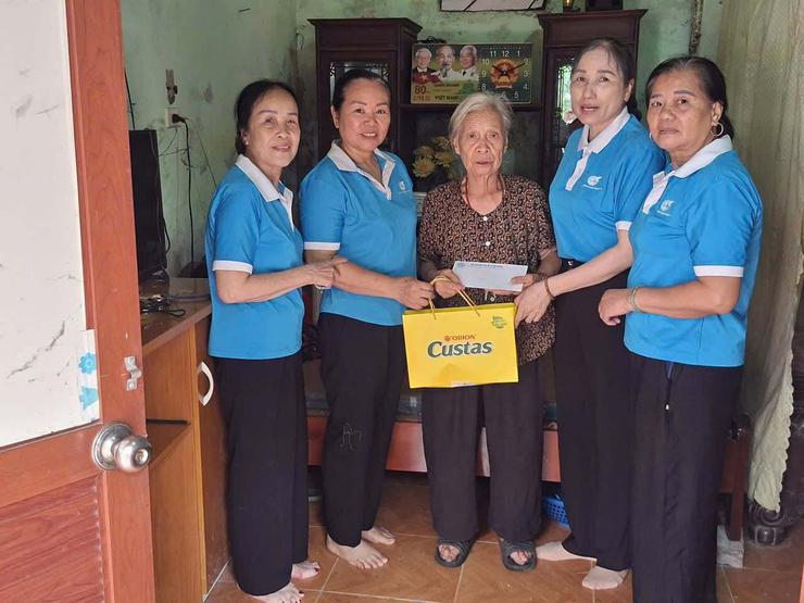 HỘI LIÊN HIỆP PHỤ NỮ XÃ ĐẠI THANH: TRI ÂN NGƯỜI CÓ CÔNG, VẸN TRÒN ĐẠO LÝ "UỐNG NƯỚC NHỚ NGUỒN"- Ảnh 4. HỘI LIÊN HIỆP PHỤ NỮ XÃ ĐẠI THANH: TRI ÂN NGƯỜI CÓ CÔNG, VẸN TRÒN ĐẠO LÝ "UỐNG NƯỚC NHỚ NGUỒN"- Ảnh 4.