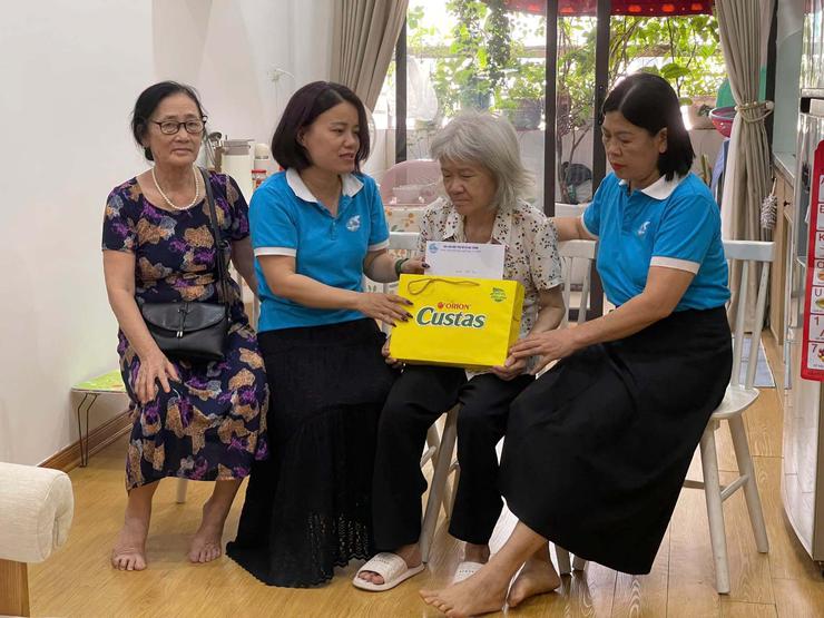 HỘI LIÊN HIỆP PHỤ NỮ XÃ ĐẠI THANH: TRI ÂN NGƯỜI CÓ CÔNG, VẸN TRÒN ĐẠO LÝ "UỐNG NƯỚC NHỚ NGUỒN"- Ảnh 2. HỘI LIÊN HIỆP PHỤ NỮ XÃ ĐẠI THANH: TRI ÂN NGƯỜI CÓ CÔNG, VẸN TRÒN ĐẠO LÝ "UỐNG NƯỚC NHỚ NGUỒN"- Ảnh 2.