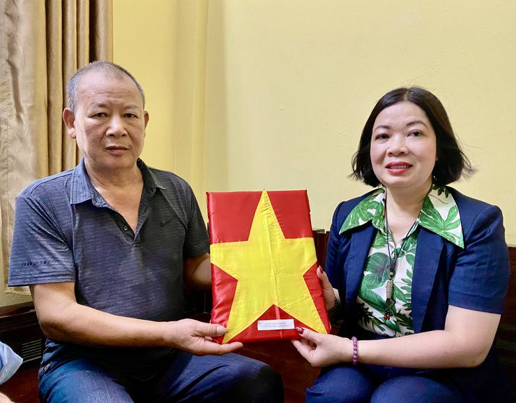 ĐOÀN THANH NIÊN XÃ ĐẠI THANH TỔ CHỨC TRAO TẶNG DI ẢNH PHỤC DỰNG LIỆT SĨ NHÂN KỶ NIỆM 79 NĂM NGÀY THƯƠNG BINH - LIỆT SĨ- Ảnh 2.