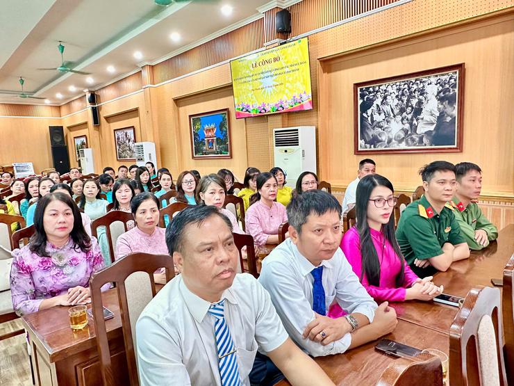 Xã Đại Thanh công bố quyết định thành lập các cơ sở giáo dục công lập và công tác cán bộ sau sắp xếp- Ảnh 11. Xã Đại Thanh công bố quyết định thành lập các cơ sở giáo dục công lập và công tác cán bộ sau sắp xếp- Ảnh 11.
