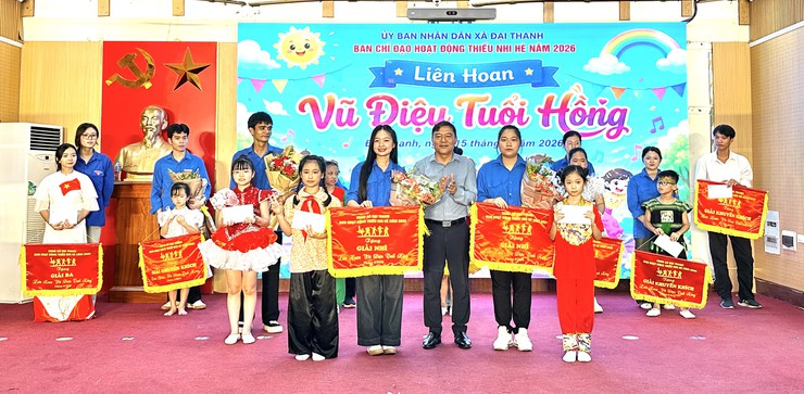 SÔI NỔI LIÊN HOAN “VŨ ĐIỆU TUỔI HỒNG” THIẾU NHI XÃ ĐẠI THANH HÈ 2026 - Ảnh 10.