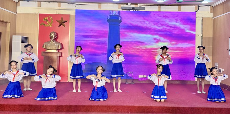 SÔI NỔI LIÊN HOAN “VŨ ĐIỆU TUỔI HỒNG” THIẾU NHI XÃ ĐẠI THANH HÈ 2026 - Ảnh 7.