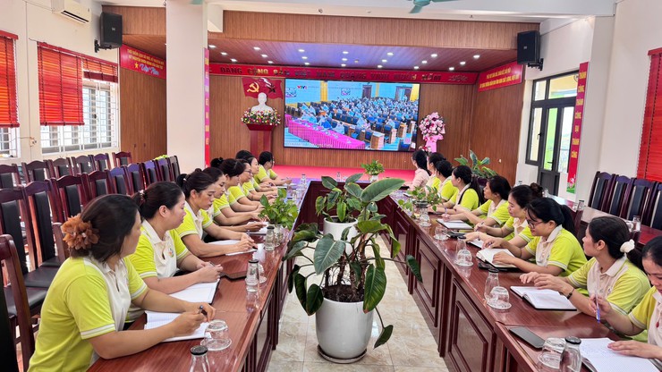 Xã Đại Thanh tham gia Hội nghị trực tuyến toàn quốc nghiên cứu, học tập, quán triệt và triển khai thực hiện một số Nghị quyết, Chỉ thị của Bộ Chính trị. - Ảnh 9.